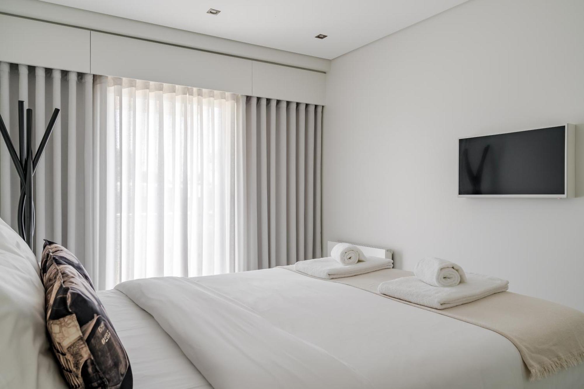 River Town View - Luxury Apartment With Jacuzzi On Terrace 维亚纳堡 外观 照片