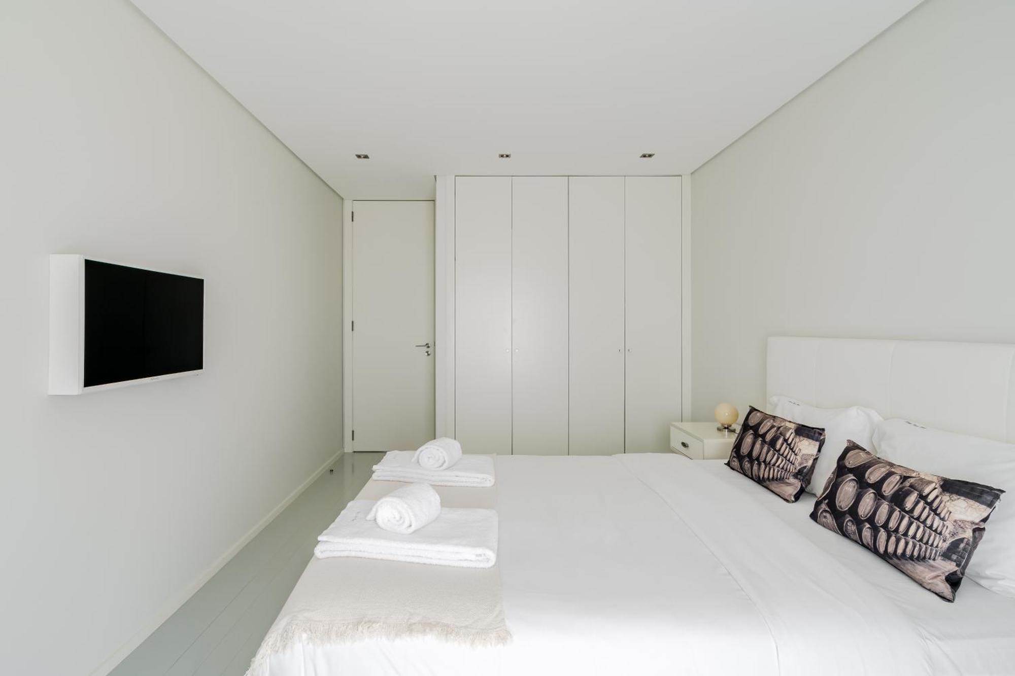 River Town View - Luxury Apartment With Jacuzzi On Terrace 维亚纳堡 外观 照片